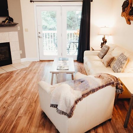Condo With Pool Near Dollywood 鸽子谷 外观 照片