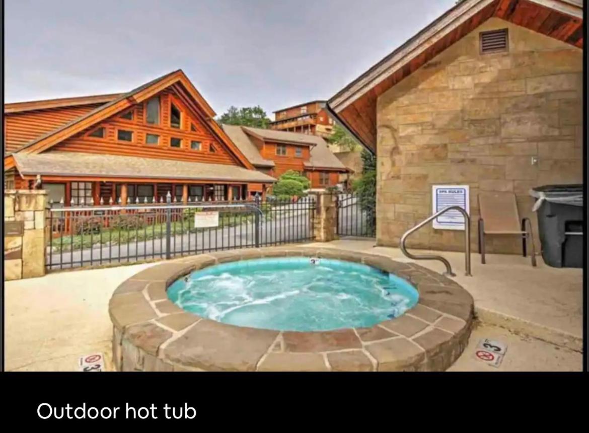 Condo With Pool Near Dollywood 鸽子谷 外观 照片